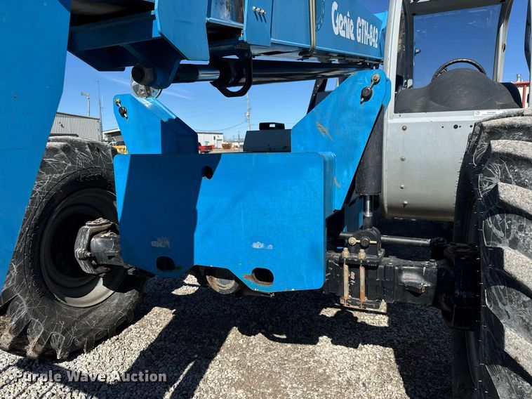 image for item EQ1094 2008 Genie GTH-842 telehandler
