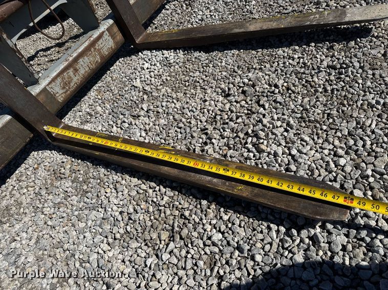 image for item EQ1094 2008 Genie GTH-842 telehandler