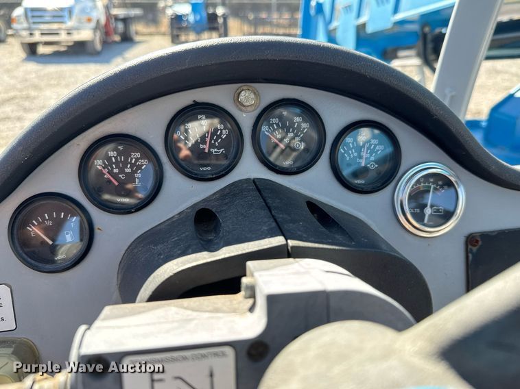 image for item EQ1094 2008 Genie GTH-842 telehandler