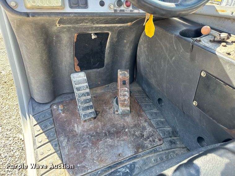 image for item EQ1094 2008 Genie GTH-842 telehandler