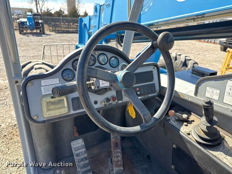 image for item EQ1094 2008 Genie GTH-842 telehandler