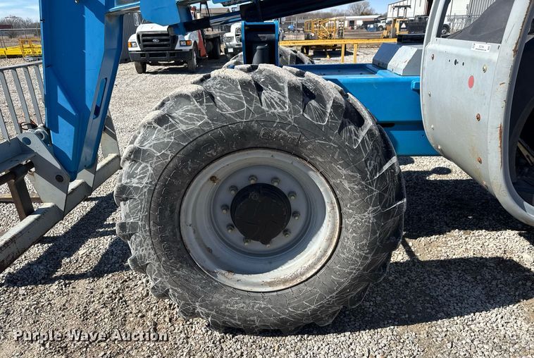 image for item EQ1094 2008 Genie GTH-842 telehandler