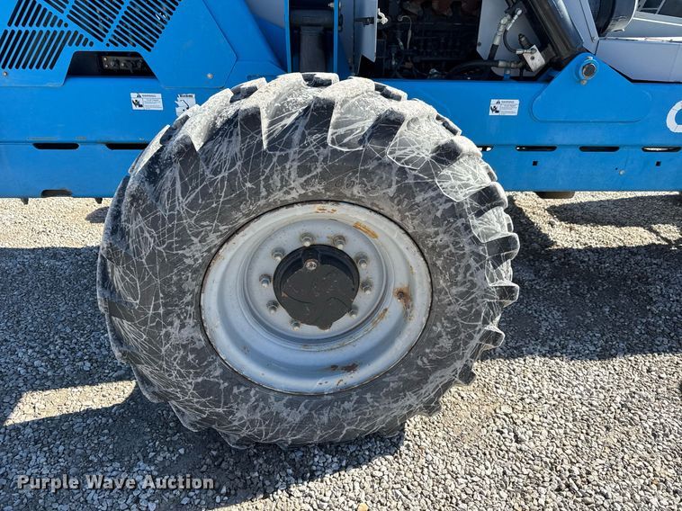 image for item EQ1094 2008 Genie GTH-842 telehandler