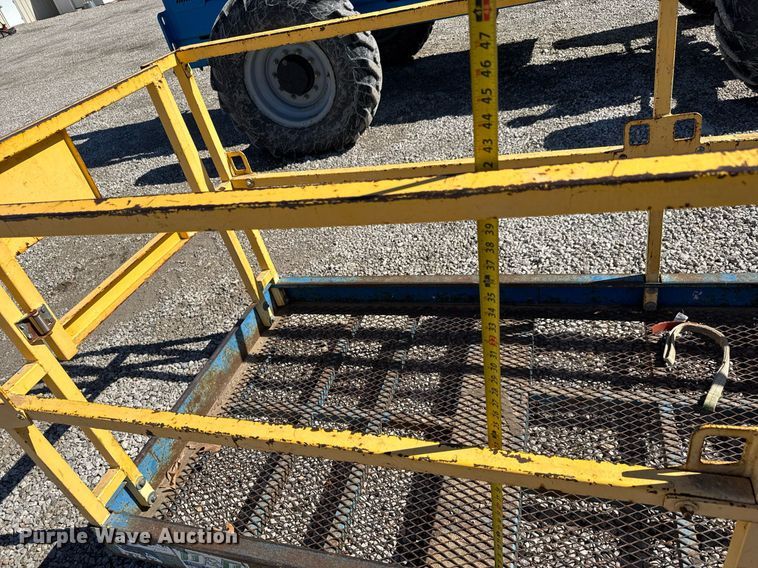 image for item EQ1094 2008 Genie GTH-842 telehandler