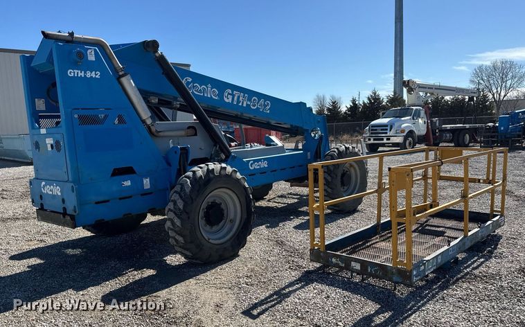 image for item EQ1095 2007 Genie GTH-842 telehandler