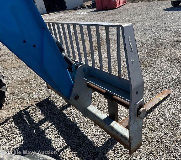 image for item EQ1095 2007 Genie GTH-842 telehandler