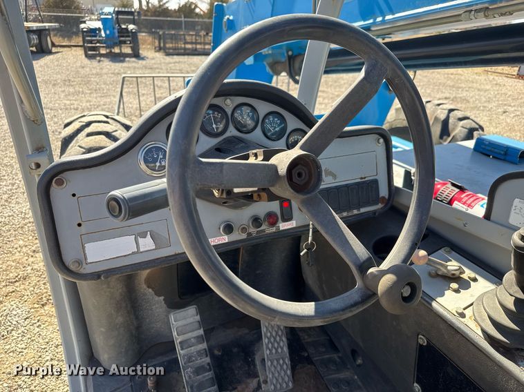 image for item EQ1095 2007 Genie GTH-842 telehandler