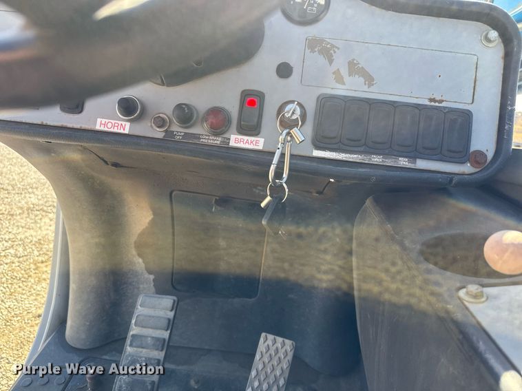 image for item EQ1095 2007 Genie GTH-842 telehandler