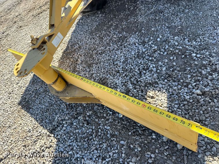 image for item EQ1096 2009 Kioti DK35SE MFWD tractor