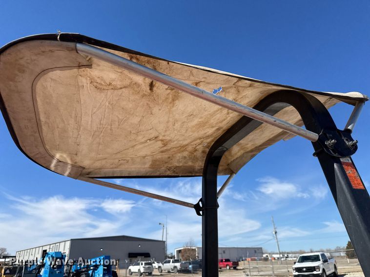 image for item EQ1096 2009 Kioti DK35SE MFWD tractor