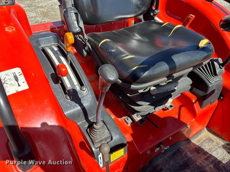 image for item EQ1096 2009 Kioti DK35SE MFWD tractor
