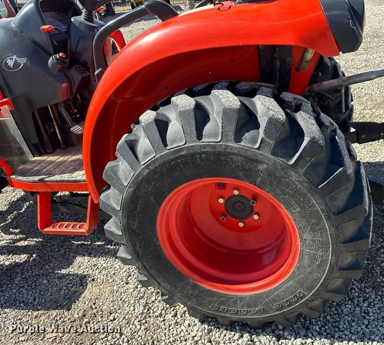 image for item EQ1096 2009 Kioti DK35SE MFWD tractor