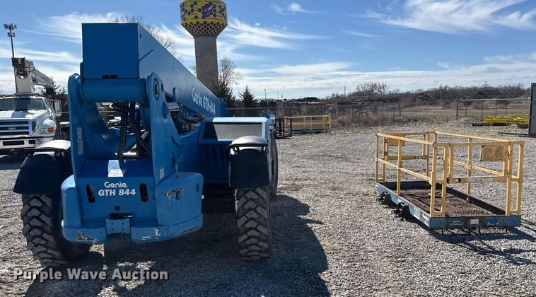 image for item EQ1097 2016 Genie GTH-844 telehandler