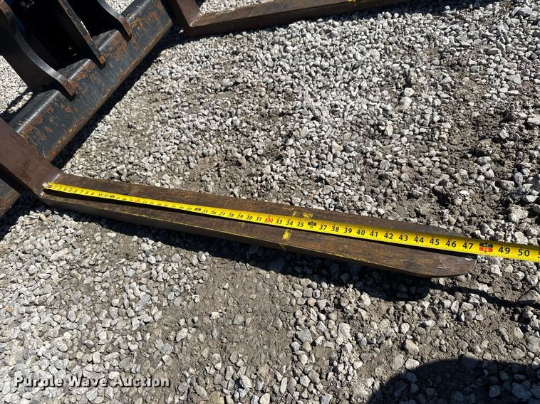 image for item EQ1097 2016 Genie GTH-844 telehandler