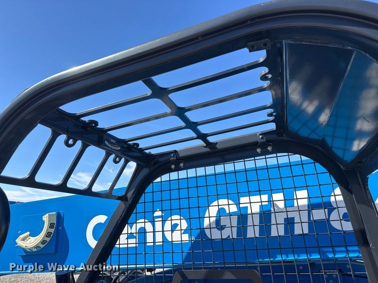 image for item EQ1097 2016 Genie GTH-844 telehandler