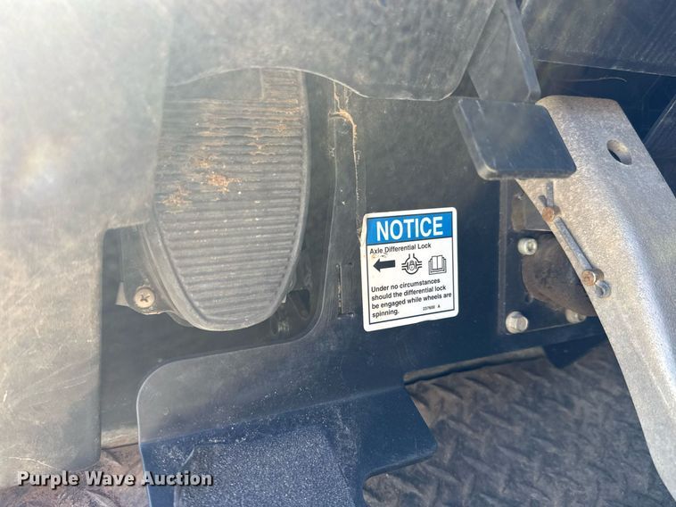 image for item EQ1097 2016 Genie GTH-844 telehandler