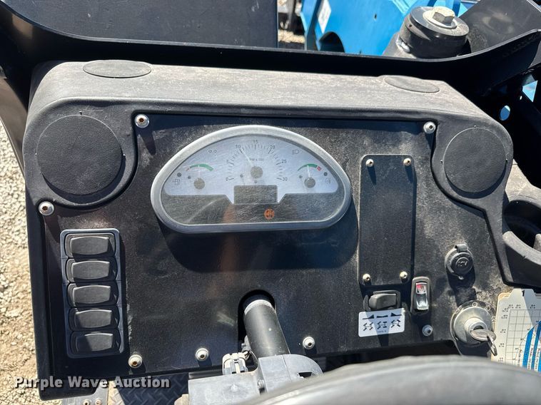 image for item EQ1097 2016 Genie GTH-844 telehandler