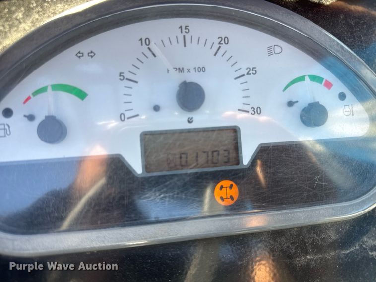 image for item EQ1097 2016 Genie GTH-844 telehandler