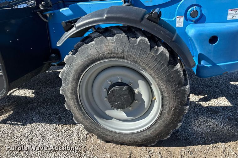 image for item EQ1097 2016 Genie GTH-844 telehandler