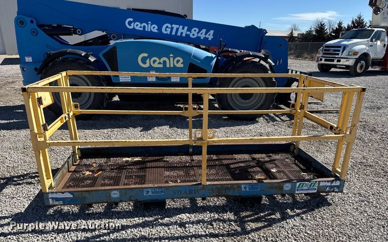 image for item EQ1097 2016 Genie GTH-844 telehandler