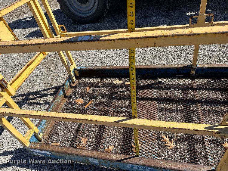 image for item EQ1097 2016 Genie GTH-844 telehandler