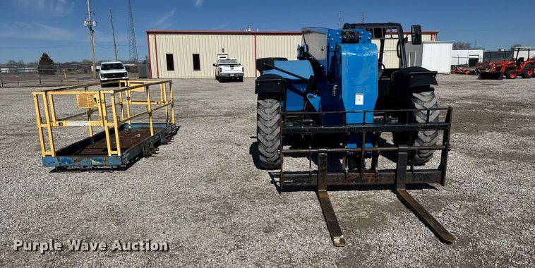image for item EQ1098 2016 Genie GTH-844 telehandler