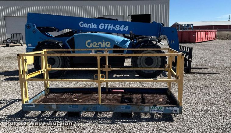 image for item EQ1098 2016 Genie GTH-844 telehandler