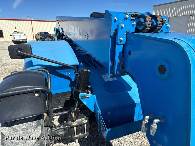 image for item EQ1098 2016 Genie GTH-844 telehandler