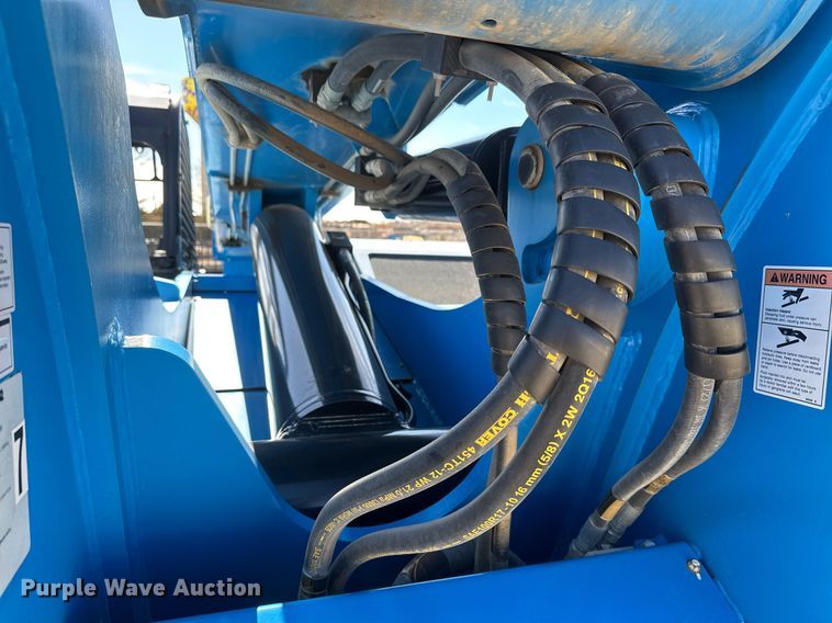 image for item EQ1098 2016 Genie GTH-844 telehandler