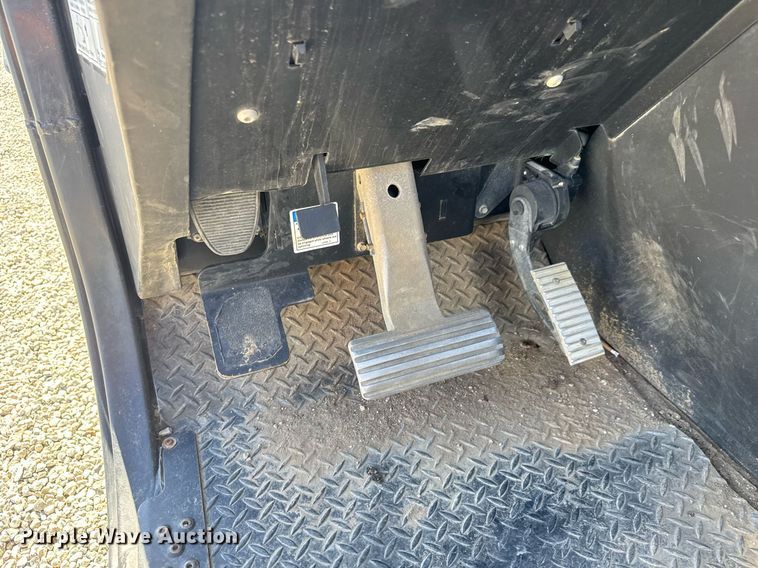 image for item EQ1098 2016 Genie GTH-844 telehandler