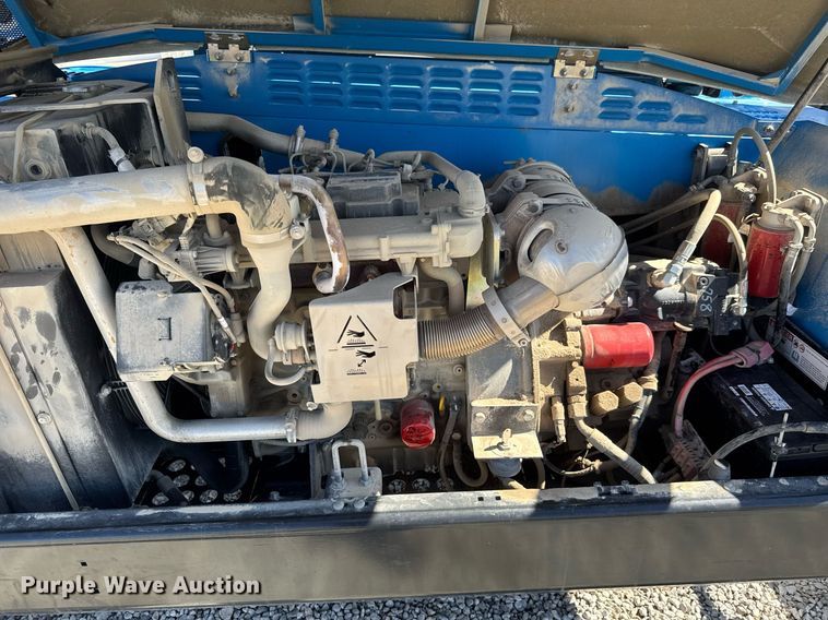 image for item EQ1098 2016 Genie GTH-844 telehandler