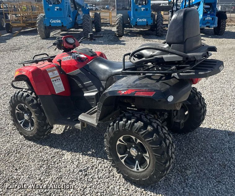 image for item EQ1099 2014 Arctic Cat 550 EFI ATV