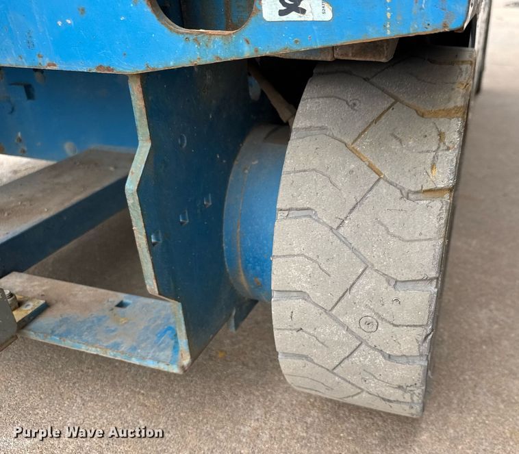 image for item EQ1105 Genie GS-2646 scissor lift