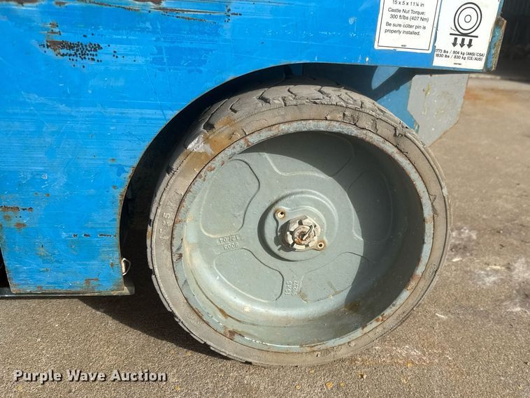 image for item EQ1106 Genie GS-2646 scissor lift