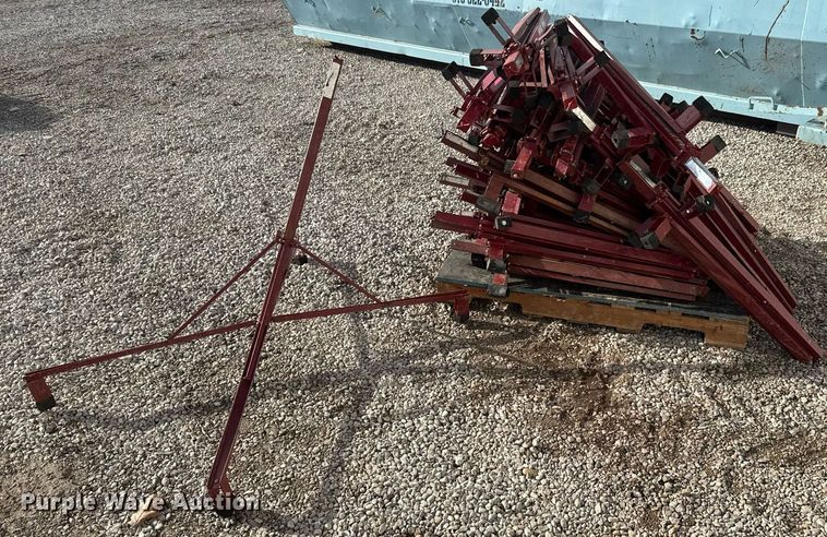 image for item EQ1108 Quicksilver SpeedStand warning line system