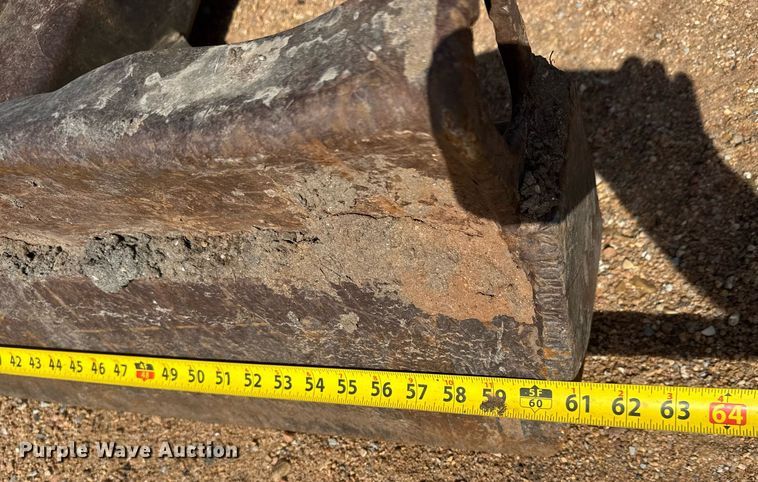 image for item EQ1116 2011 Bobcat E32 M mini excavator