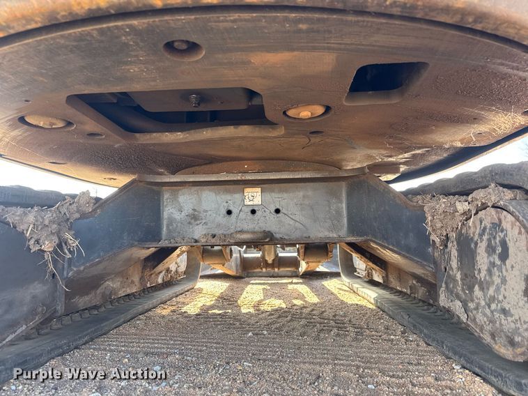 image for item EQ1116 2011 Bobcat E32 M mini excavator