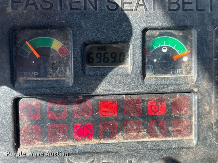 image for item EQ1116 2011 Bobcat E32 M mini excavator