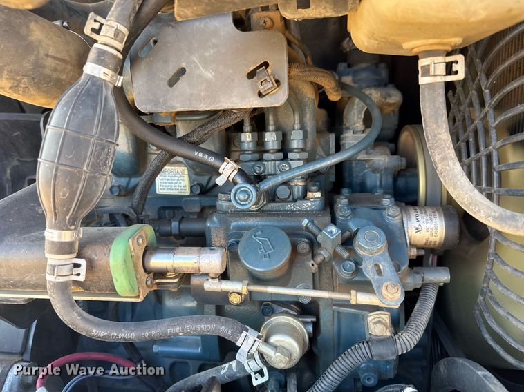 image for item EQ1116 2011 Bobcat E32 M mini excavator