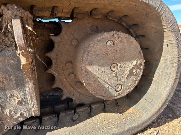 image for item EQ1116 2011 Bobcat E32 M mini excavator