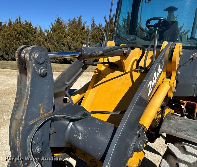 image for item EQ1118 2005 John Deere 244J wheel loader