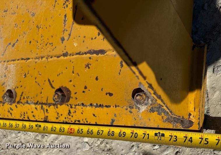 image for item EQ1118 2005 John Deere 244J wheel loader