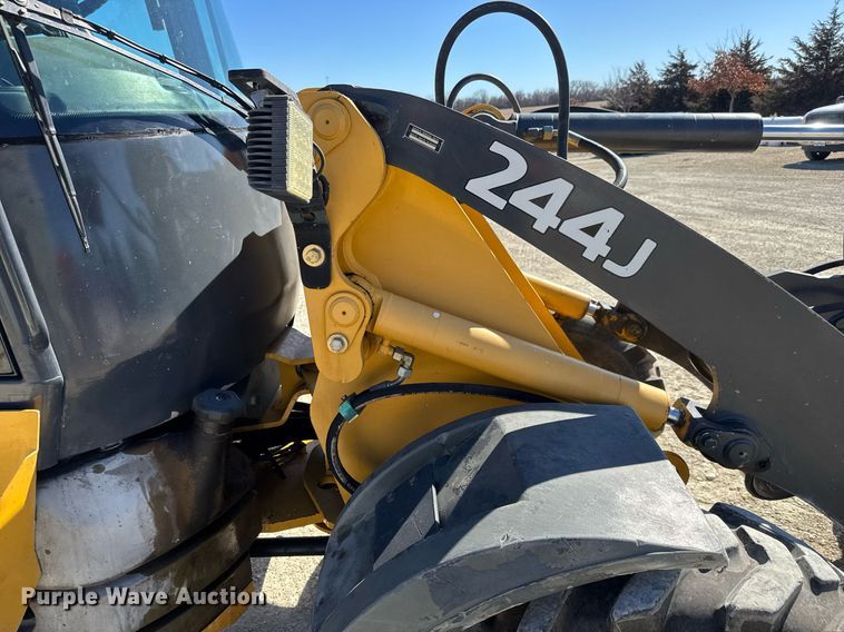 image for item EQ1118 2005 John Deere 244J wheel loader