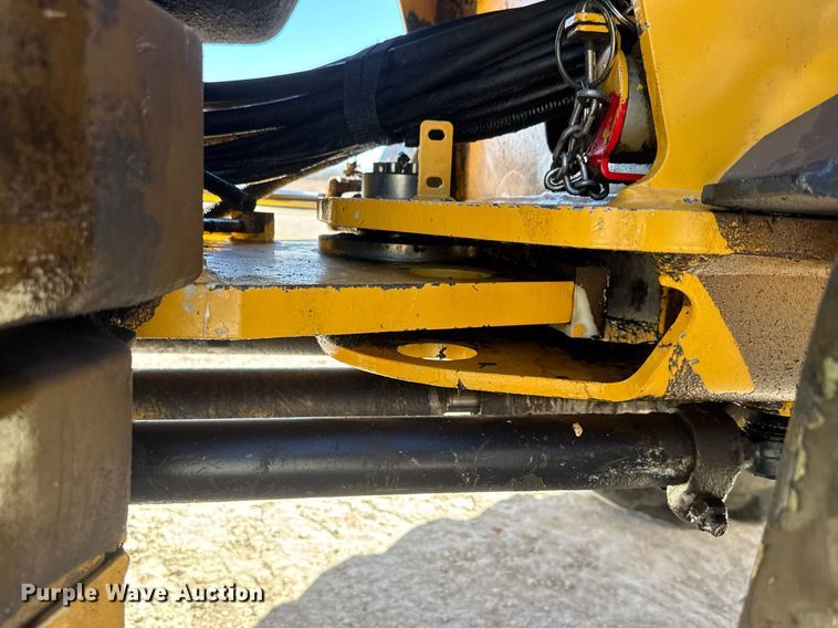 image for item EQ1118 2005 John Deere 244J wheel loader