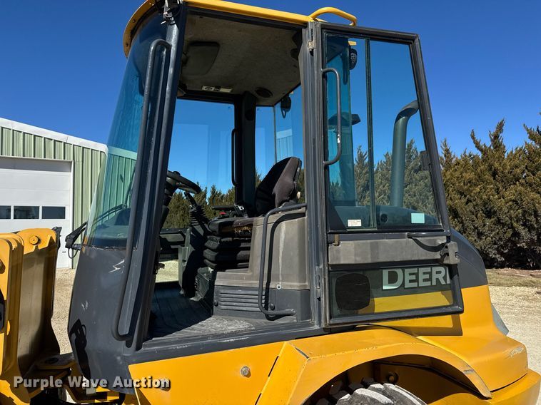 image for item EQ1118 2005 John Deere 244J wheel loader