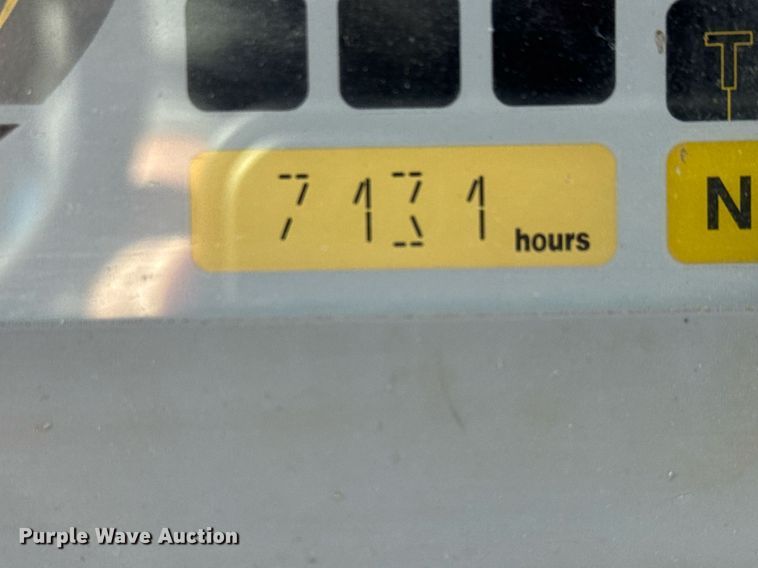 image for item EQ1118 2005 John Deere 244J wheel loader