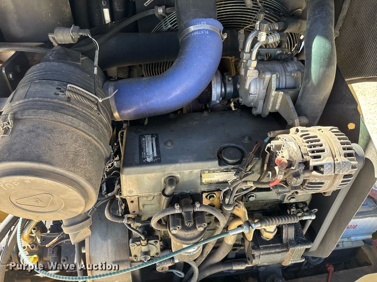 image for item EQ1118 2005 John Deere 244J wheel loader