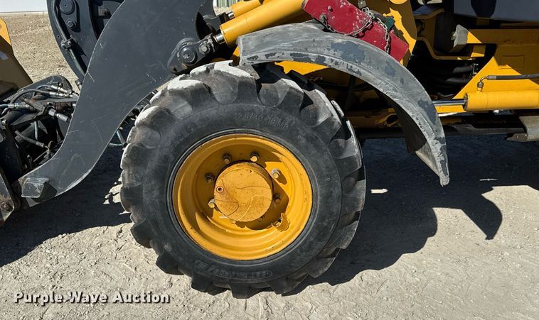 image for item EQ1118 2005 John Deere 244J wheel loader