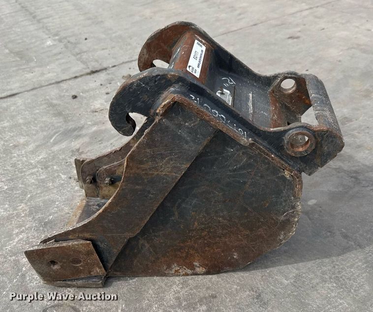 image for item EQ1171 Bobcat mini excavator bucket