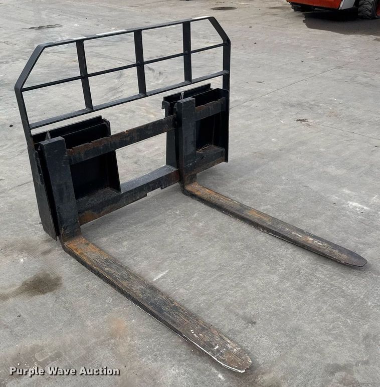 image for item EQ1172 Arrow skid steer forks